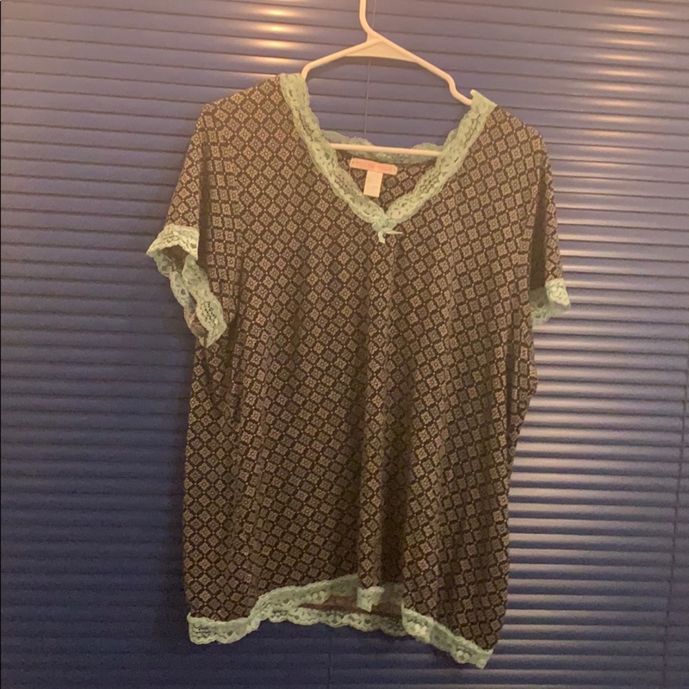 Black and aqua sleep shirt